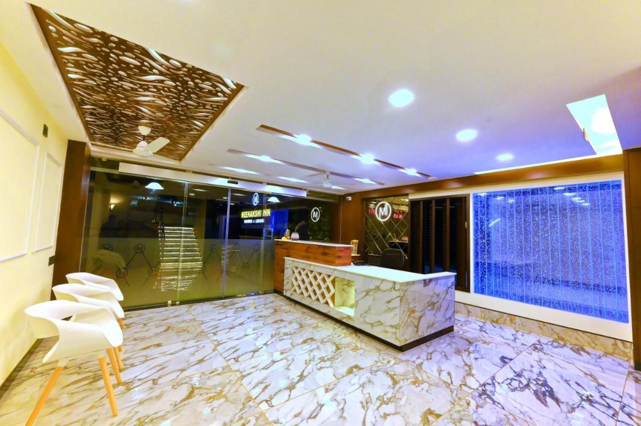 Meenakshi Inn Udupi Bagian luar foto